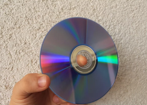 Insert DVD disc