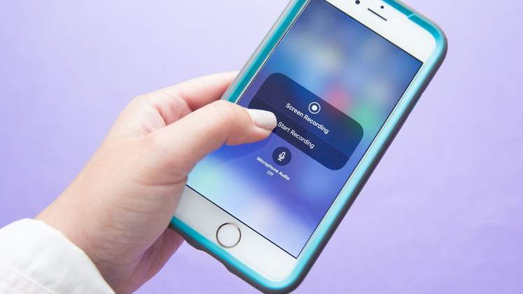 Manage downloaded Facebook videos