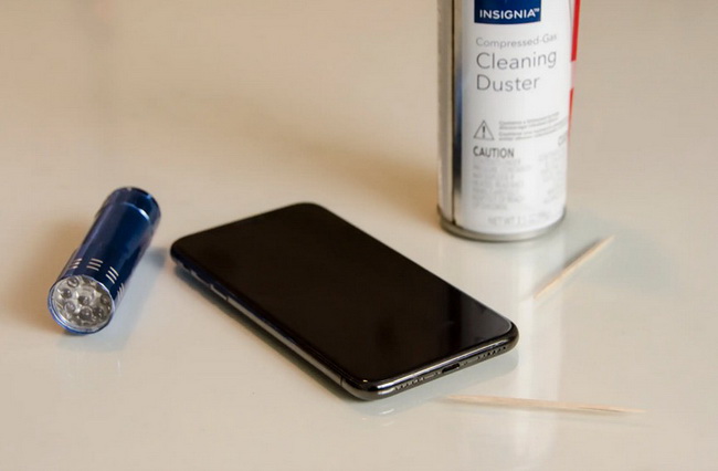 7-ways-to-fix-iphone-stuck-on-red-battery-screen-clean-3